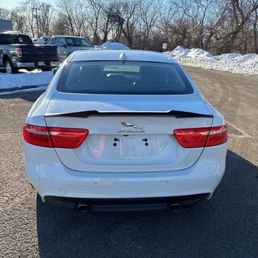 Fuji White 2018 Jaguar XE 25t Premium