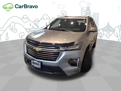 Sterling Gray Metallic 2023 Chevrolet Traverse High Country