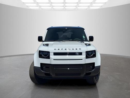 Fuji White 2026 Land Rover Defender P300 S