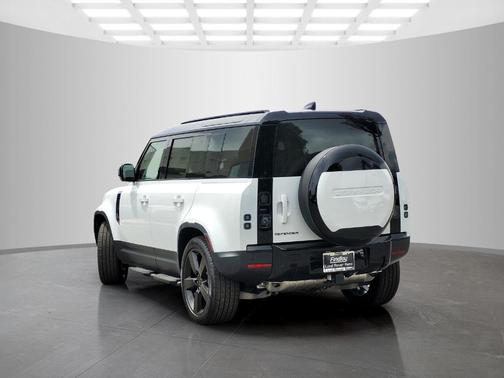 Fuji White 2026 Land Rover Defender P300 S