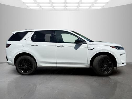 Fuji White 2025 Land Rover Discovery Sport S