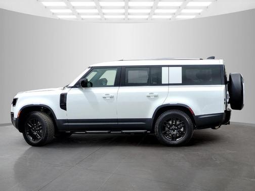 Fuji White 2026 Land Rover Defender P300 S