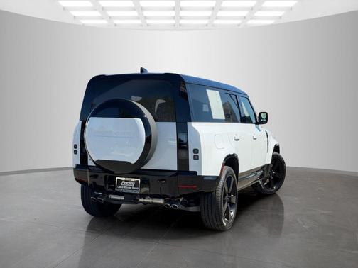 Fuji White 2026 Land Rover Defender P525 V8