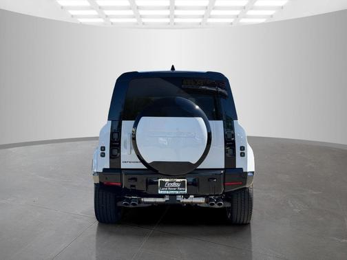 Fuji White 2026 Land Rover Defender P525 V8
