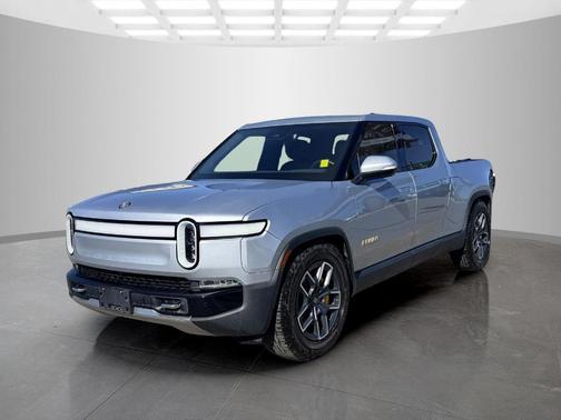 Silver 2023 Rivian R1T Adventure Quad Motor Large Pack