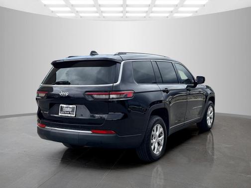 Diamond Black 2022 Jeep Grand Cherokee L Limited