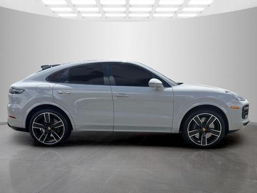 Charcoal 2022 Porsche Cayenne Turbo Coupe AWD