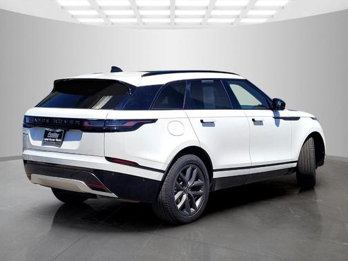 Ostuni Pearl White 2026 Land Rover Range Rover Velar P250 Dynamic SE