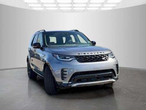 Eiger Grey 2025 Land Rover Discovery P300 Dynamic SE