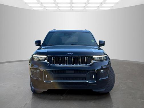Diamond Black 2023 Jeep Grand Cherokee L Overland