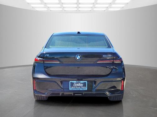 Black Sapphire Metallic 2025 BMW i7 eDrive50