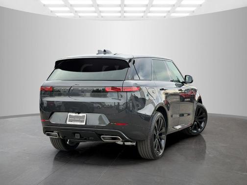 Carpathian Grey 2026 Land Rover Range Rover Sport P400 Dynamic SE