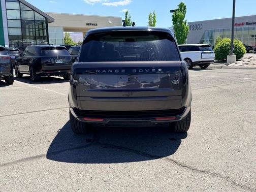 Charente Grey 2023 Land Rover Range Rover P530 SE