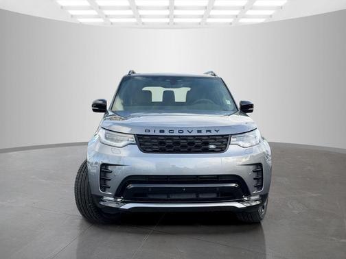 Eiger Grey 2026 Land Rover Discovery Dynamic SE