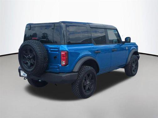 Velocity Blue Metallic 2025 Ford Bronco Big Bend