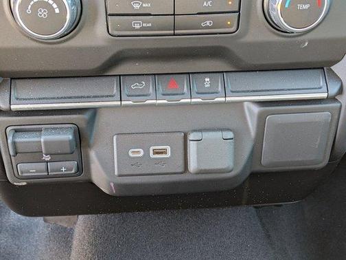 2023 Chevrolet Silverado 2500 Custom