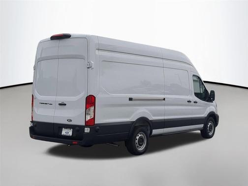 Oxford White 2026 Ford Transit-250 Base