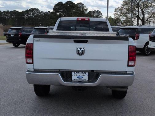 Bright White Clearcoat 2017 RAM 1500 Tradesman
