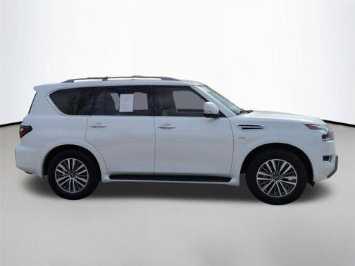 Aspen White TriCoat Pearl 2022 Nissan Armada SL 4WD