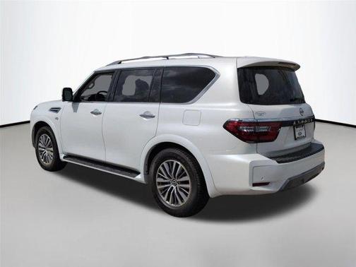Aspen White TriCoat Pearl 2022 Nissan Armada SL 4WD