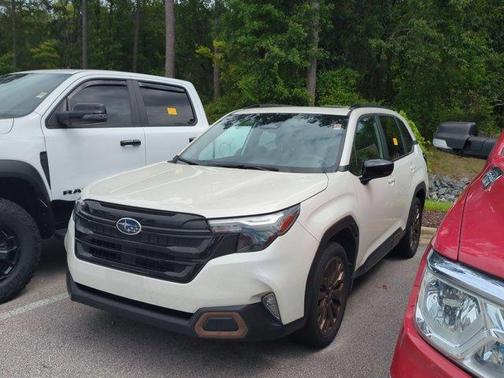 Crystal White Pearl 2025 Subaru Forester Sport