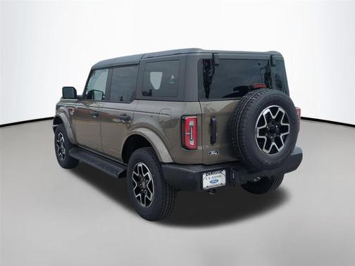 Marsh Gray 2026 Ford Bronco Outer Banks