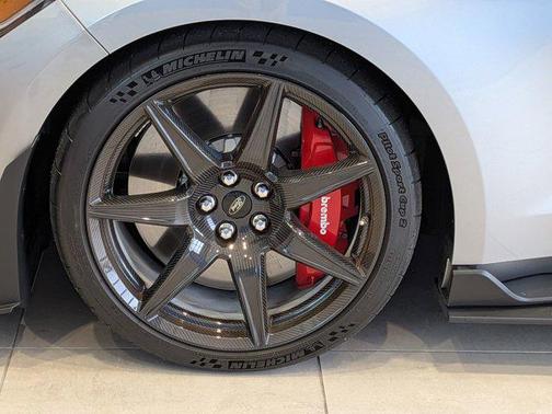 2021 Ford Shelby GT500 Base