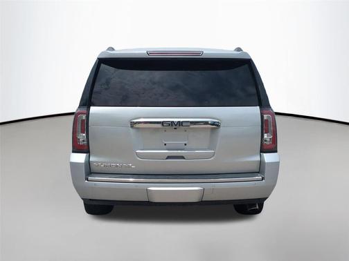 Quicksilver Metallic 2018 GMC Yukon XL Denali
