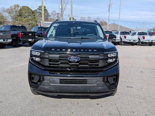 2025 Ford Expedition Max Active 4x4