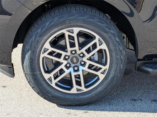 2025 Ford Expedition Max Active 4x4