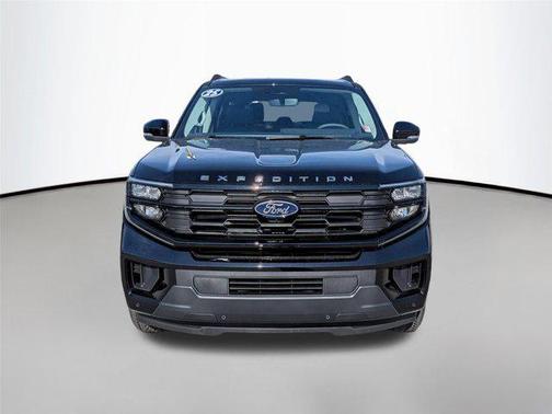 2025 Ford Expedition Max Active 4x4