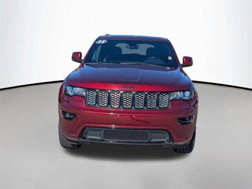 2022 Jeep Grand Cherokee Laredo