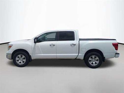 Glacier White 2018 Nissan Titan SV