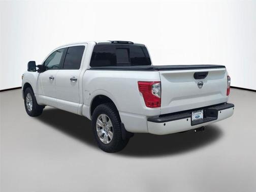 Glacier White 2018 Nissan Titan SV