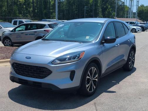 Iced Blue Silver Metallic 2022 Ford Escape SE
