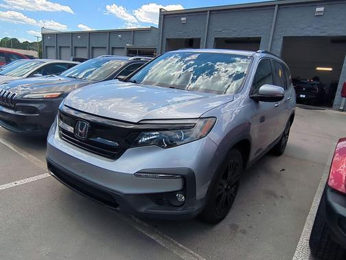 Lunar Silver Metallic 2021 Honda Pilot AWD Special Edition