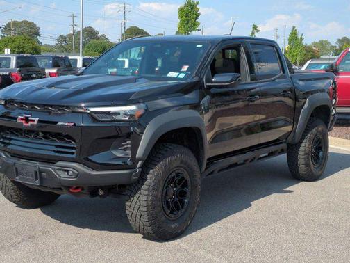 Black 2024 Chevrolet Colorado ZR2