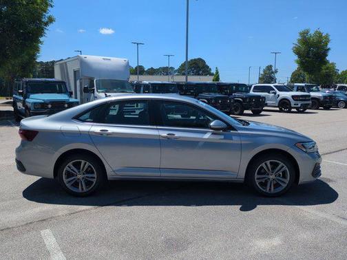 2023 Volkswagen Jetta 1.5T SE