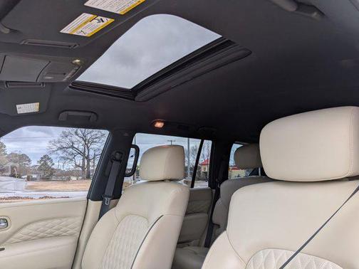 2023 INFINITI QX80 SENSORY AWD