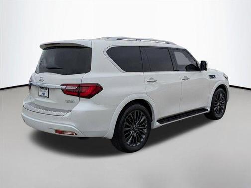 2023 INFINITI QX80 SENSORY AWD