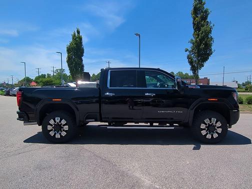 Onyx Black 2025 GMC Sierra 2500 Denali