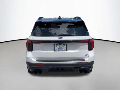 Star White Metallic Tri-Coat 2025 Ford Explorer ST