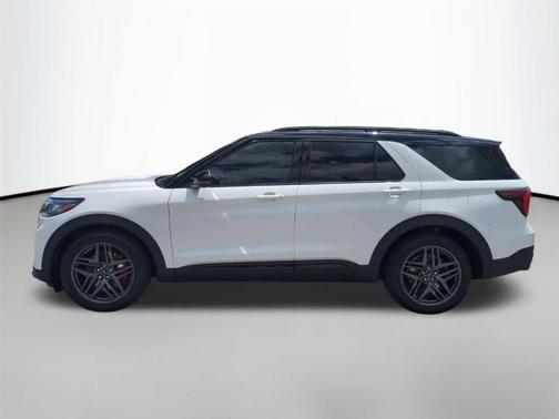 Star White Metallic Tri-Coat 2025 Ford Explorer ST
