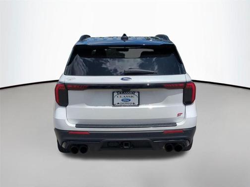 Star White Metallic Tri-Coat 2025 Ford Explorer ST