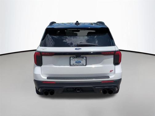 Star White Metallic Tri-Coat 2025 Ford Explorer ST