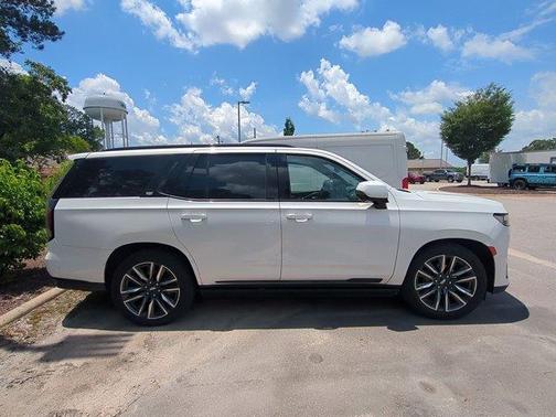 Crystal White Tricoat 2021 Cadillac Escalade Sport