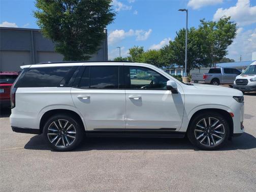 Crystal White Tricoat 2021 Cadillac Escalade Sport