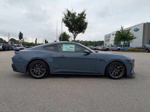 2025 Ford Mustang Dark Horse Fastback