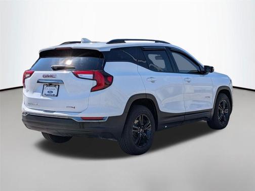 Summit White 2024 GMC Terrain AWD AT4
