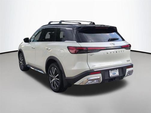 Majestic White/Black Obsidian 2022 INFINITI QX60 AUTOGRAPH
